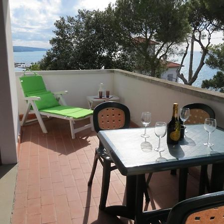 Bellavista Beachfront Apartments Quercianella Esterno foto