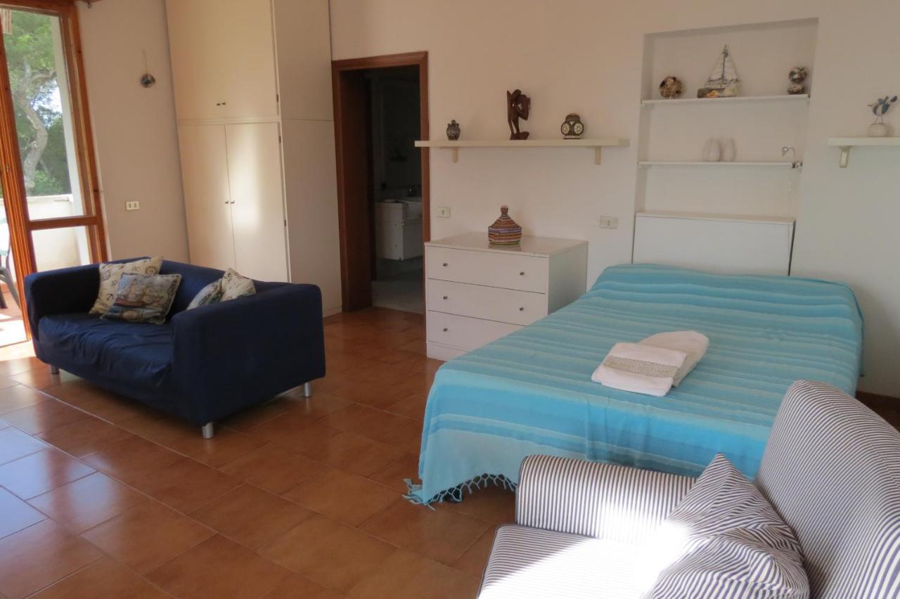 Bellavista Beachfront Apartments Quercianella Esterno foto
